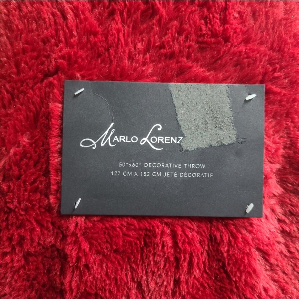 Marlo Lorenz Plush Red Faux Fur Reverse Sherpa Cozy Throw Blanket - Picture 2 of 4